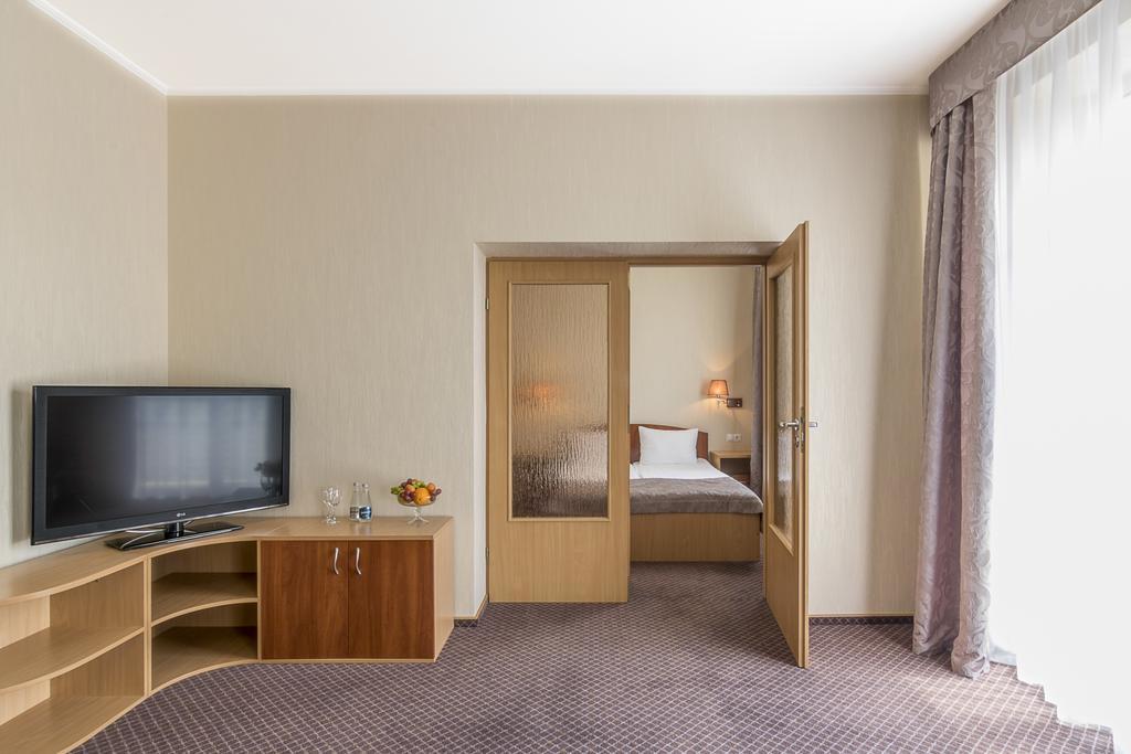 Mariot Medical Center Hotel トラスコヴェッツ エクステリア 写真