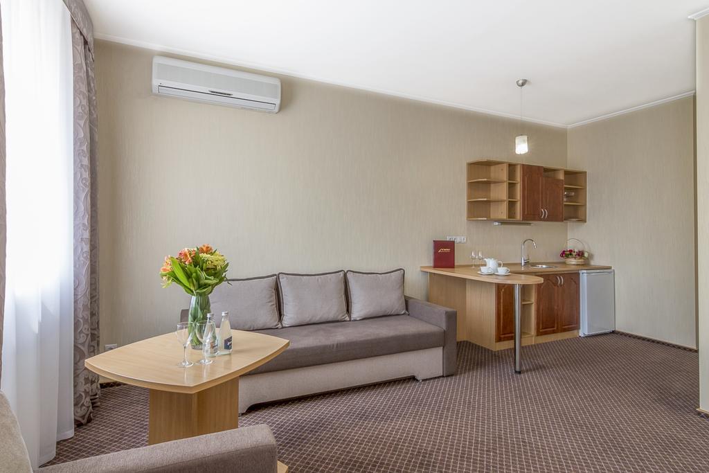 Mariot Medical Center Hotel トラスコヴェッツ エクステリア 写真