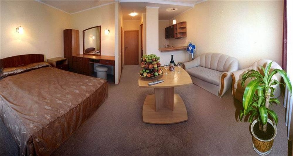 Mariot Medical Center Hotel トラスコヴェッツ エクステリア 写真